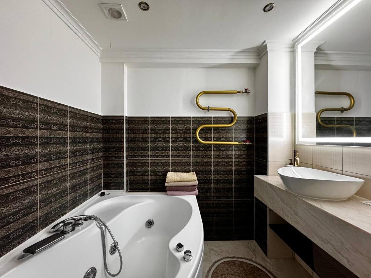 Deribasivska 10 Luxury Apartment Odessza Kültér fotó