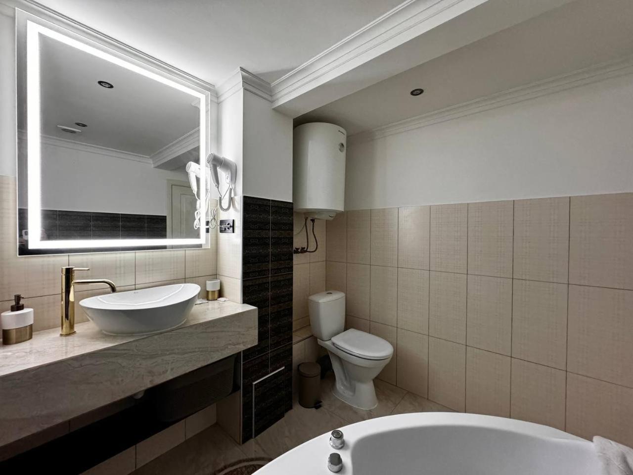 Deribasivska 10 Luxury Apartment Odessza Kültér fotó